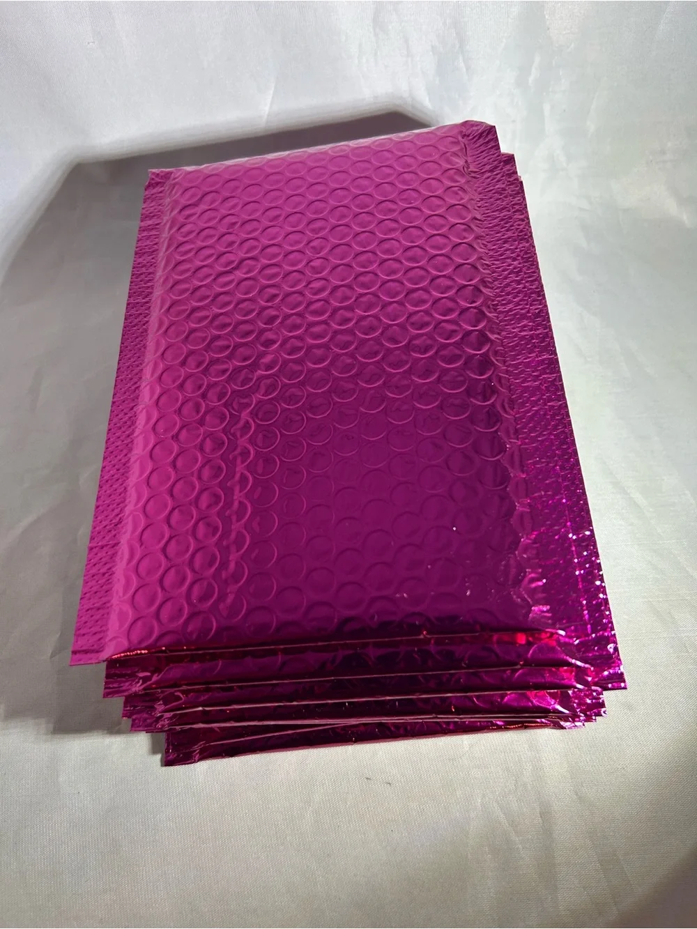 Hot Pink Metallic Bubble Mailers – Padded Shipping Envelopes